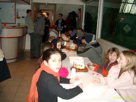 2003.01.11tcvbanimgalette18