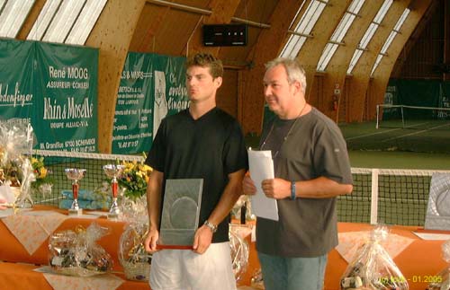 2004.09.12tournoiopen_remiseprix31